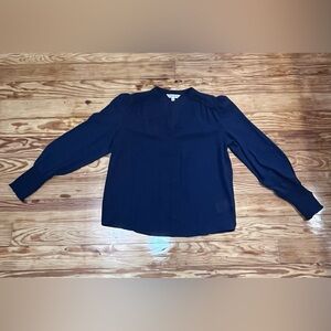 NWT Nanette Navy Blouse. Size small.